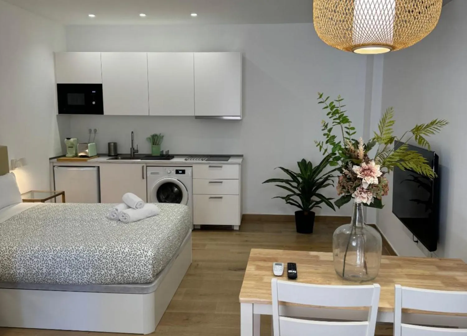 Apartment Alderete Suites Malaga Spain